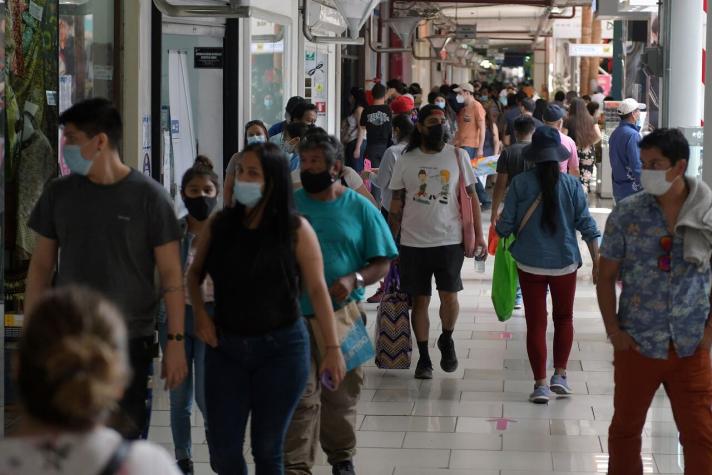 Informe Epidemiológico: Iquique y Antofagasta, las comunas que más aumentaron sus casos activos