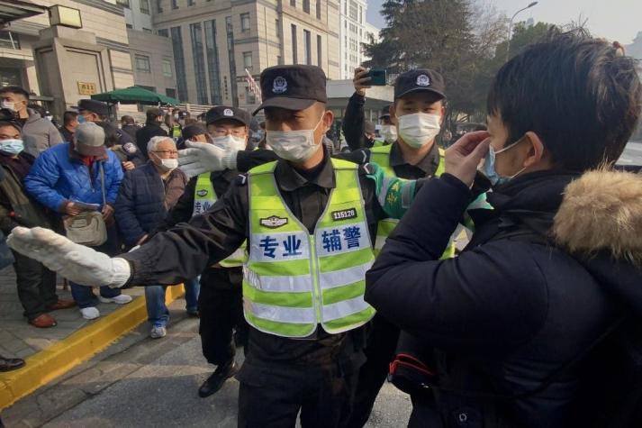 Periodista ciudadana es condenada a 4 años de cárcel en China por reportaje sobre el COVID-19