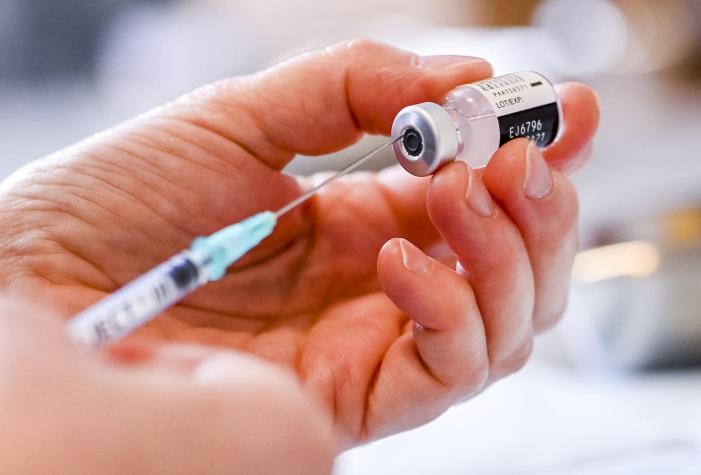 Pfizer experimenta retraso en envíos de la vacuna contra COVID-19 a ocho países de Europa