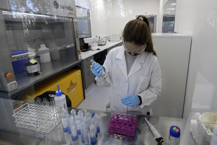 Alemania amenaza con demandar a laboratorios por retrasos en entrega de vacunas