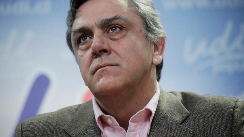 Pablo Longueira renuncia a la UDI tras 37 años de militancia