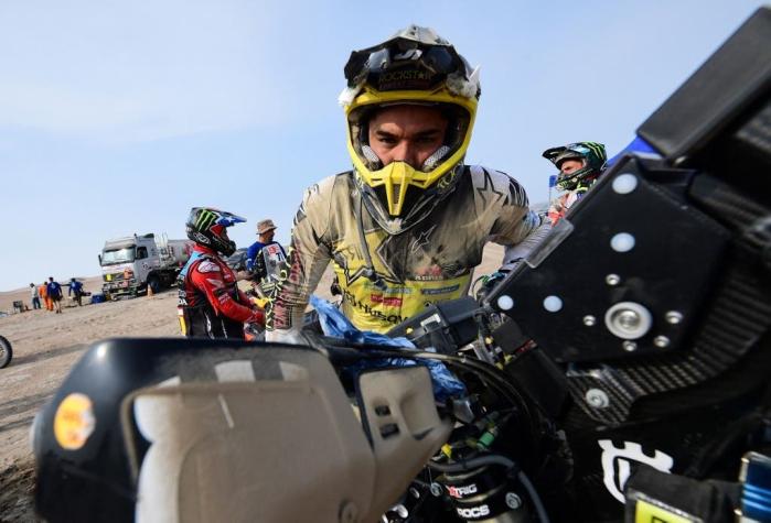 Dakar 2021: Pilotos chilenos pierden los primeros lugares este martes en motos