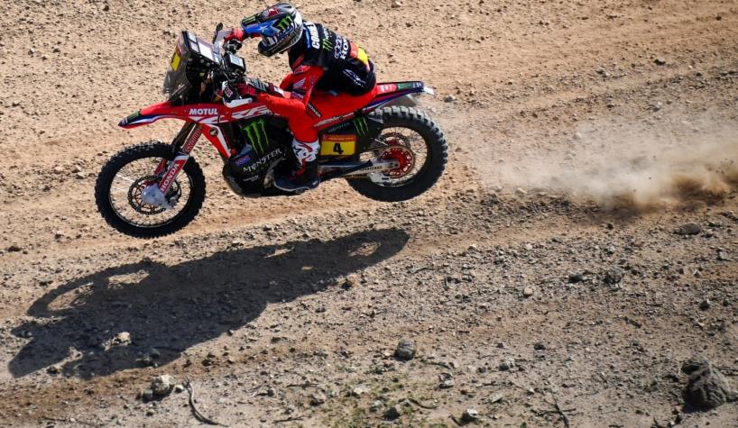 Dakar: Cornejo defiende el liderato tras ganar etapa en motos y "Chaleco" vuelve a la zona de podio