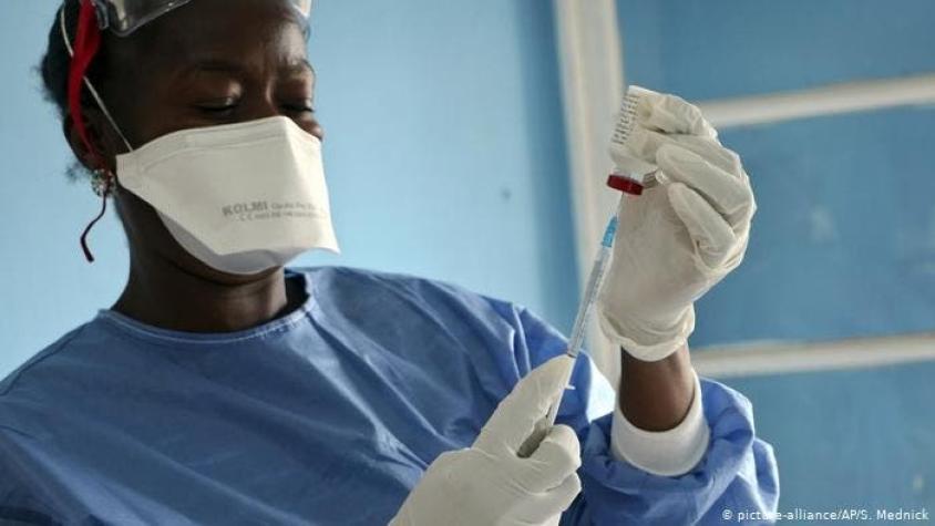 Crean reserva global de vacunas contra el ébola