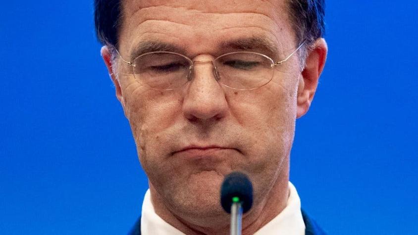 "Le arruinaron la vida a gente inocente": el escándalo que hizo dimitir al gobierno de Países Bajos
