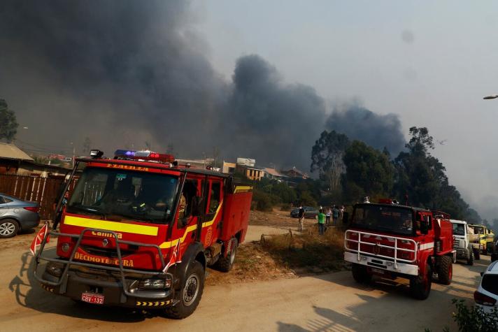 Levantan toque de queda en la provincia de Marga Marga por incendio en Quilpué