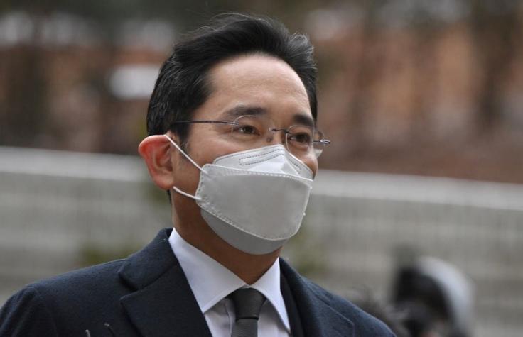 Heredero de Samsung condenado a dos años y medio de cárcel por corrupción