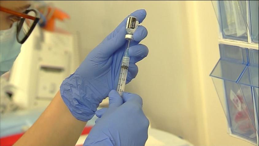 [VIDEO] Vacuna china comenzaría a llegar a Chile la próxima semana