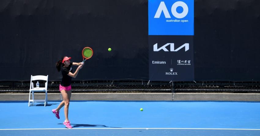 Dos tenistas más dan positivo por COVID-19 y Abierto de Australia ya suma diez contagios