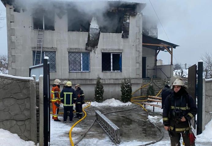 Al menos 15 muertos en incendio de una residencia de ancianos en Ucrania