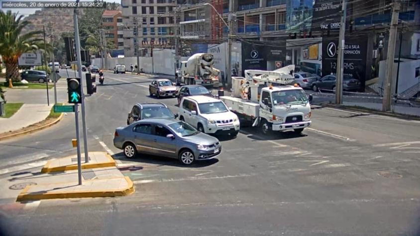 [VIDEO] Violenta encerrona a mujer en Lo Barnechea: más de mil robos de autos en sólo 17 días