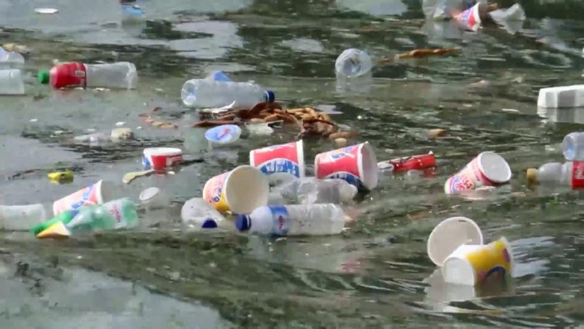 [VIDEO] Parte Ley de Reciclaje en Chile: Así es el plan para disminuir el uso de plásticos