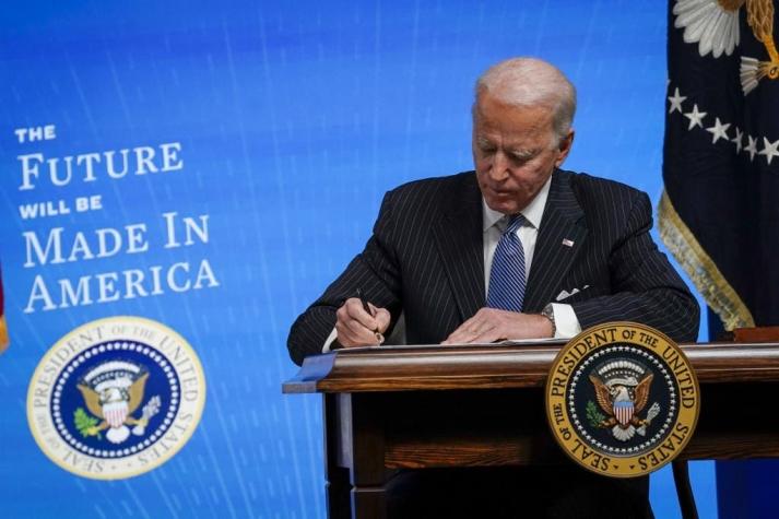 Joe Biden dice que Estados Unidos podría alcanzar la inmunidad colectiva contra el COVID-19 en julio