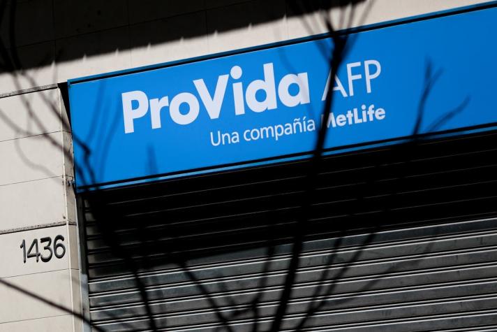 Fraude en pensiones de vejez: regulador sanciona a AFP Provida