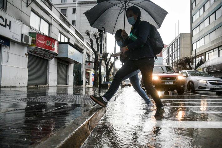 Aguas Andinas asegura tener 34 horas de autonomía ante eventual emergencia por lluvias en la RM