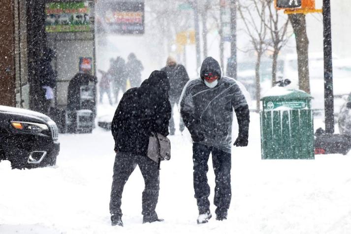 Poderosa tormenta de nieve azota Nueva York y el noreste de Estados Unidos