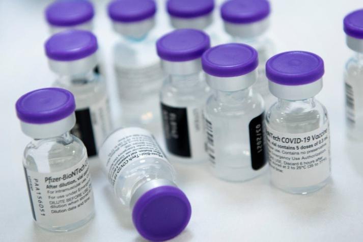 Pfizer calcula que ventas de su vacuna alcanzarán ingresos de 15 mil millones de dólares en 2021