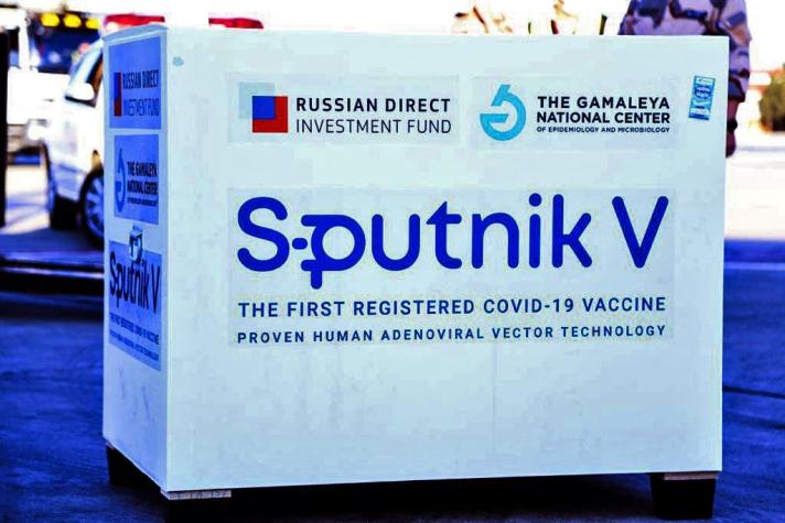 Gobierno pretende traer la vacuna rusa Sputnik V a Chile durante el primer semestre del 2021