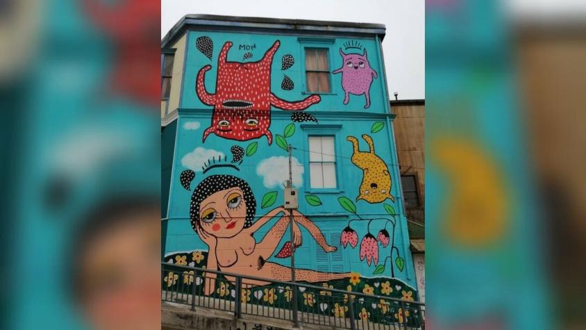 Seremi de las Culturas califica mural de Mon Laferte en Valparaíso como "bastante individualista"