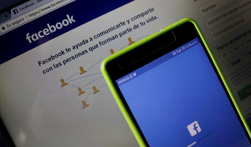 Facebook eliminará mensajes que dicen que COVID-19 fue creado y que las vacunas causan autismo