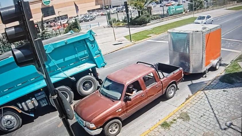 [VIDEO] Vecinos indignados por robo de "food truck": Víctima compró el carro hace solo 7 días