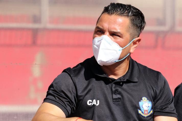 No va más: Héctor Tapia deja de ser entrenador de Deportes Antofagasta
