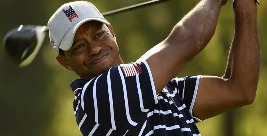 Tiger Woods es hospitalizado tras sufrir un accidente automovilístico