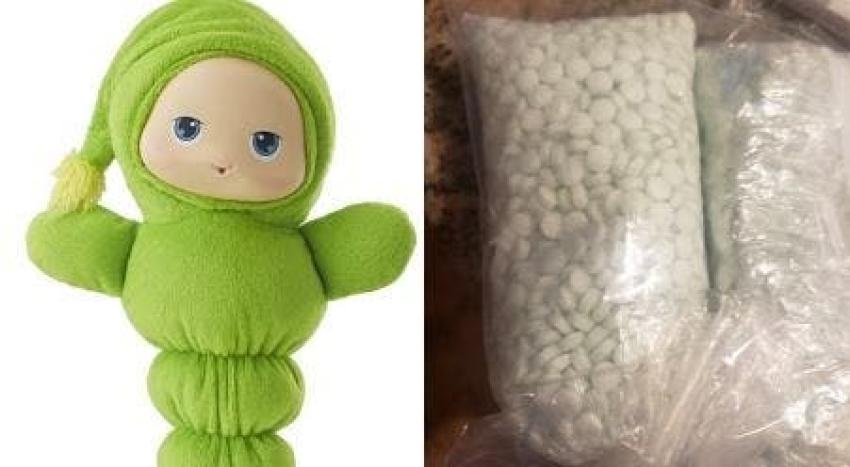 EEUU: compran un muñeco para su hija y venía lleno de droga