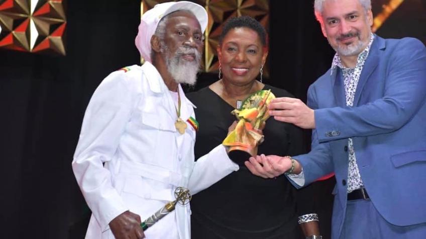 Muere la leyenda jamaicana del reggae Bunny Wailer, quien junto a Bob Marley fundó The Wailers