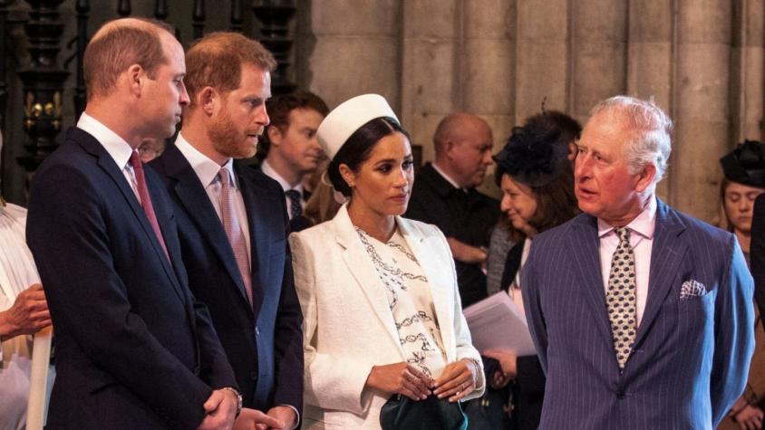 Harry dice estar "realmente decepcionado" de su padre, el príncipe Carlos