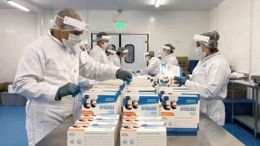 Así son las mascarillas autodesinfectantes diseñadas en Chile: eliminan virus y bacterias