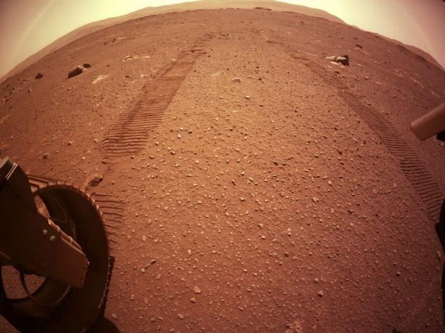La ciencia descubre el secreto detrás de la extraña nube de 1.800 kilómetros que aparece en Marte