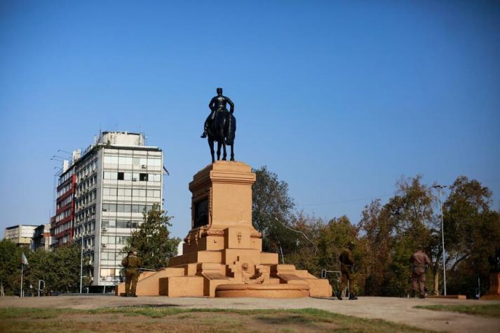 Diputados UDI quitarán respaldo político a ministra de Cultura si se traslada monumento a Baquedano