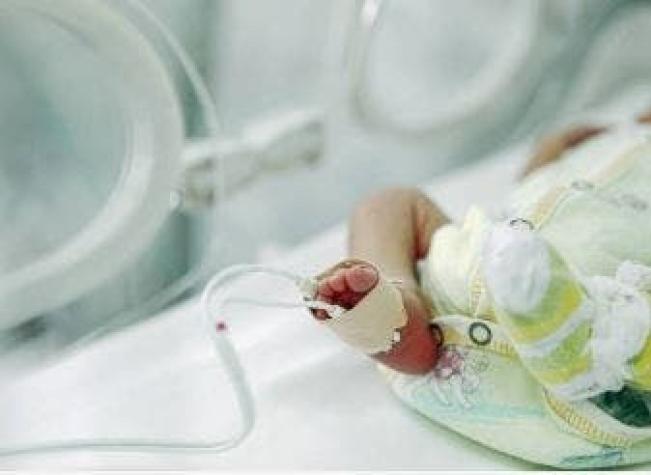 Bebé de 40 días en coma en Italia: investigan si sus padres le dieron cocaína en la mamadera