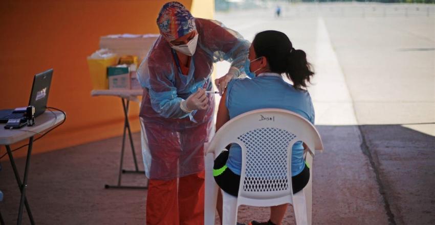 Coronavirus: Cuántos días le faltan a Chile (y a otros países) para lograr la inmunidad colectiva