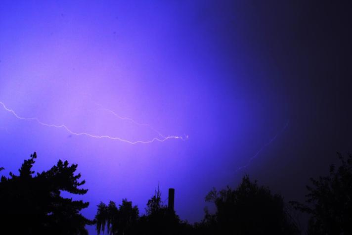 Emiten alerta meteorológica para la provincia de Colchagua por desarrollo de tormentas eléctricas