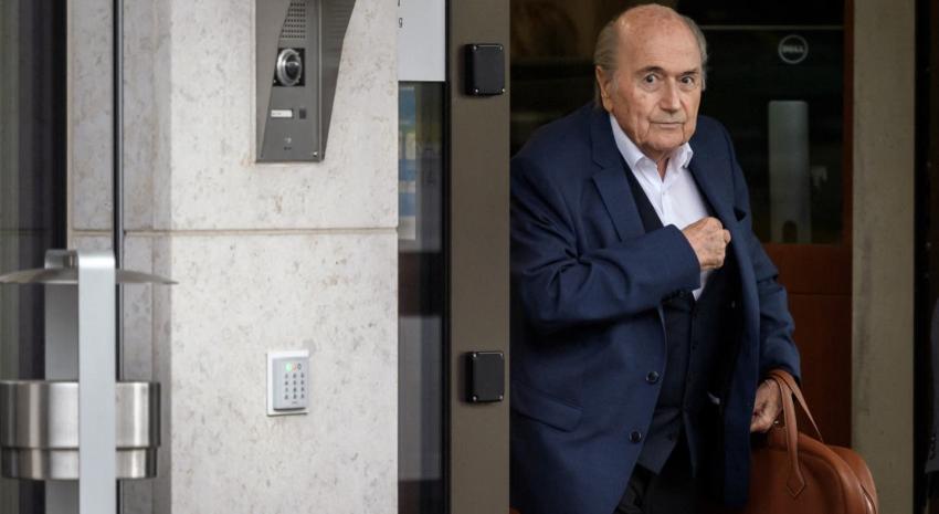 FIFA extiende suspensión por seis años más a sus ex dirigentes Blatter y Valcke