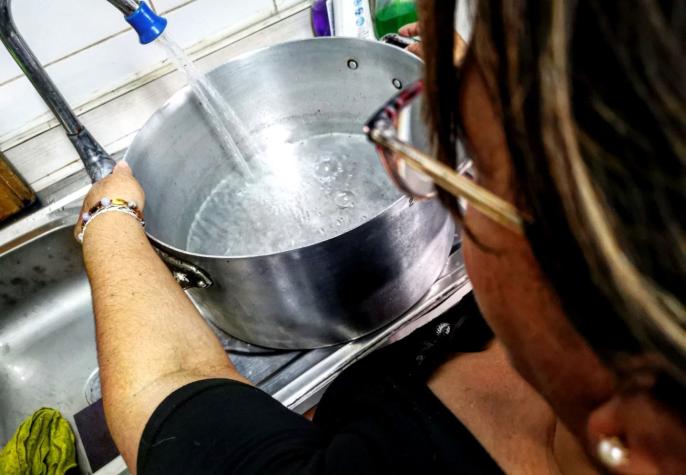 Corte Suprema ordena proveer 100 litros de agua al día a cada habitante de Petorca