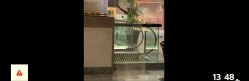 [VIDEO] Se registra balacera durante asalto a joyería en el Mall Alto Las Condes