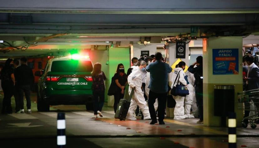 Dos personas detenidas por asalto en Mall Alto Las Condes: el policía herido está fuera de riesgo