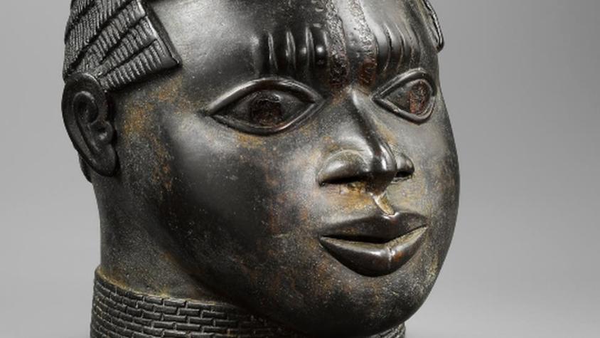 La historia de una escultura africana que solo debía ser vendida "en caso de un nuevo Holocausto"
