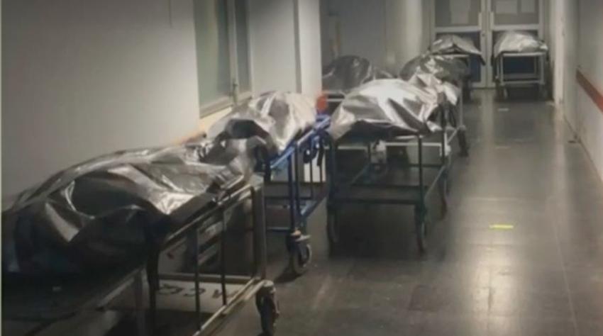 [VIDEO] Falta de espacio en morgue de Hospital Van Buren: Fallecidos eran dejados en el pasillo