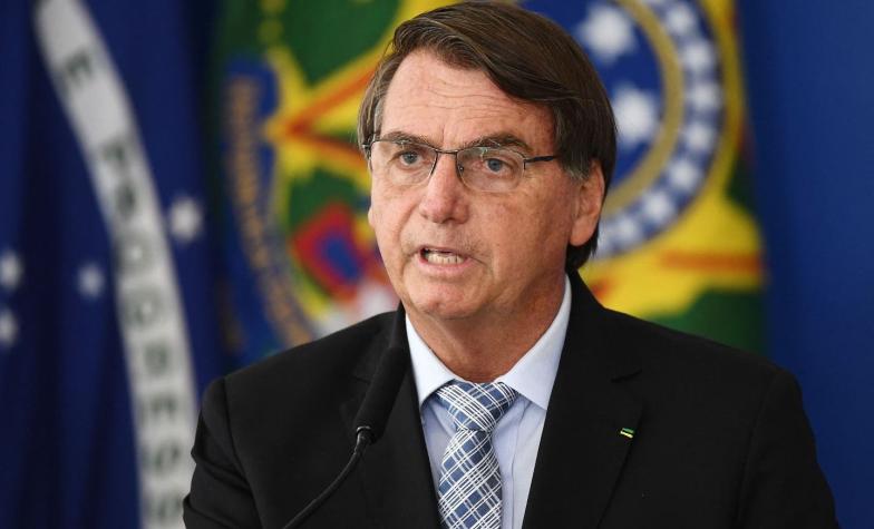 Bolsonaro sustituye a la cúpula de las FFAA en medio de crisis política y militar de Brasil
