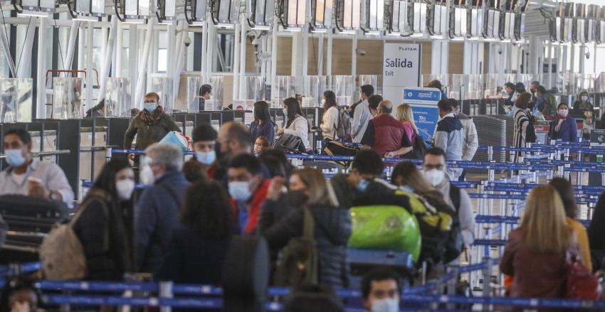 Funcionarios Aeronáutica Civil: "Si hay preocupación por salvar vidas, el aeropuerto debe cerrar"