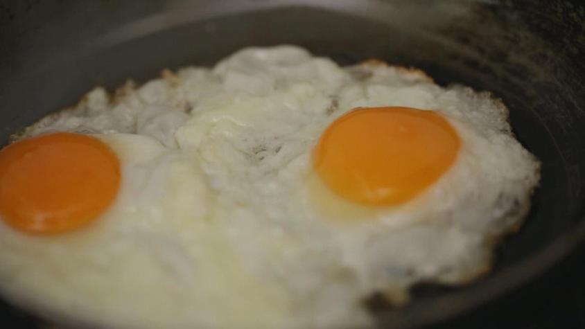 [VIDEO] Precio de los huevos se dispara en solo tres meses
