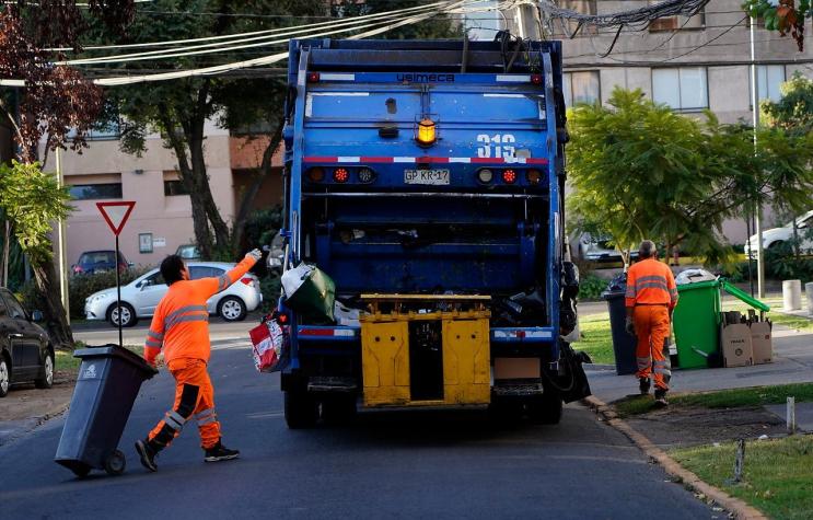 "Bono Aseo": Recolectores de basura recibirán un millón de pesos