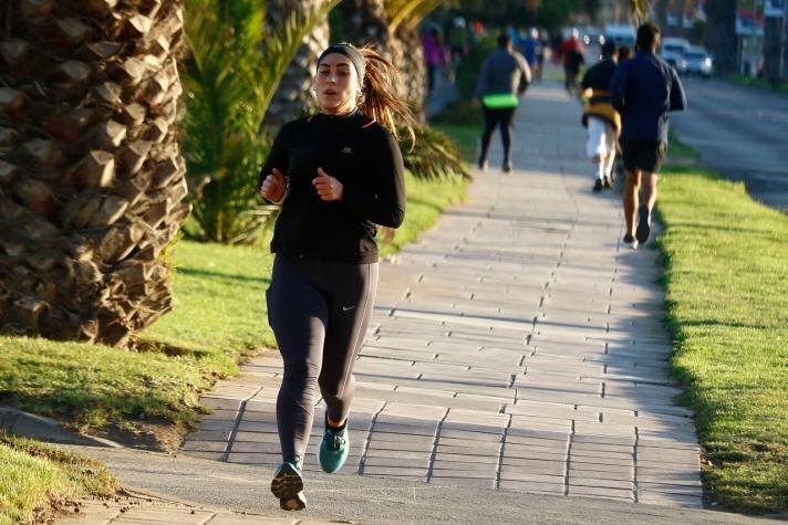 Franja deportiva: ¿Es obligación utilizar la mascarilla al hacer deporte al aire libre?