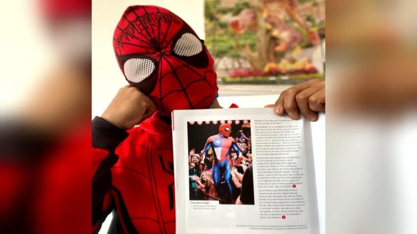 Sensual Spiderman: de bailar en las calles a los libros escolares de Lenguaje en Chile