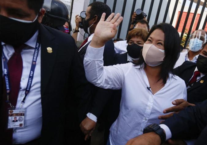 Keiko Fujimori se encamina a la segunda vuelta en elecciones presidenciales en Perú