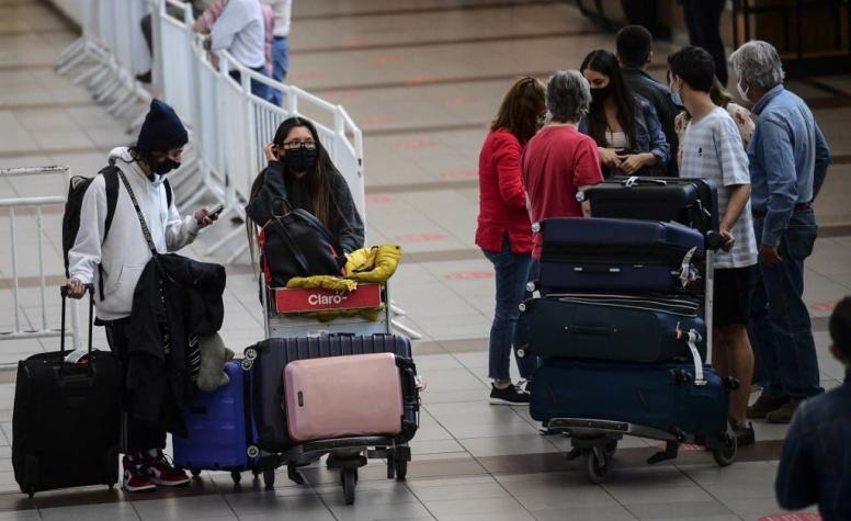 Francia decreta cuarentena obligatoria para viajeros procedentes de Chile
